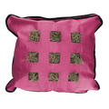 Hay Pillow Slow Feeder Quadrat Rosa